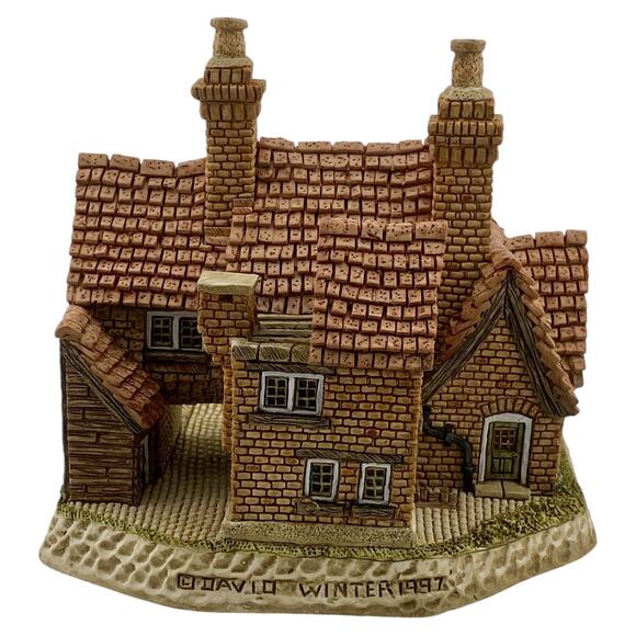 The Good Intent Pubs and Tavern 1997 David Winter Cottages with Box and COA - Picture 9 of 13